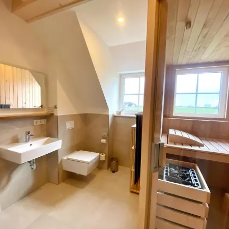 Distelfink Mit Sauna Und Kamin * Dranske