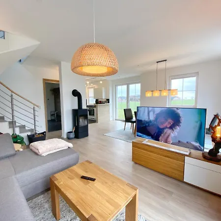 Distelfink Mit Sauna Und Kamin Dranske