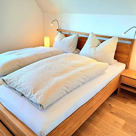 Dom wakacyjny Distelfink Mit Sauna Und Kamin